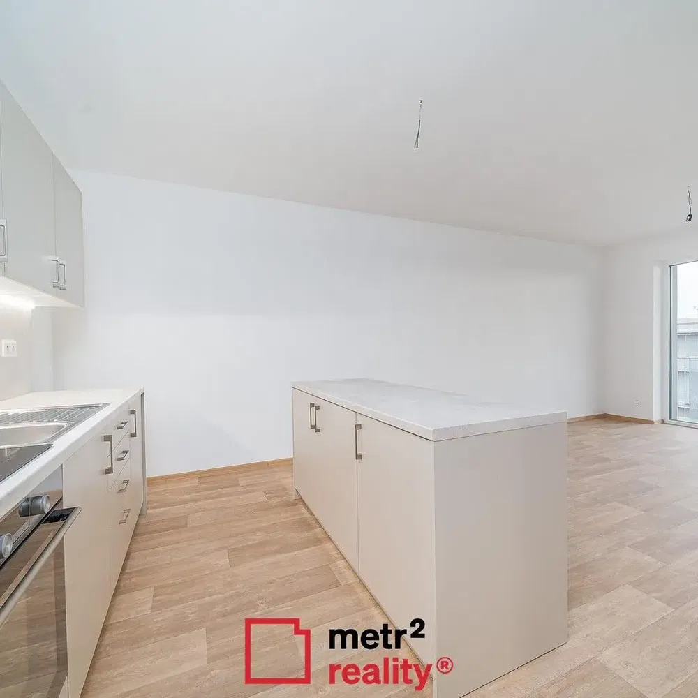 Küche; küchengeräte, holzboden, tageslicht, moderner stil, renoviert