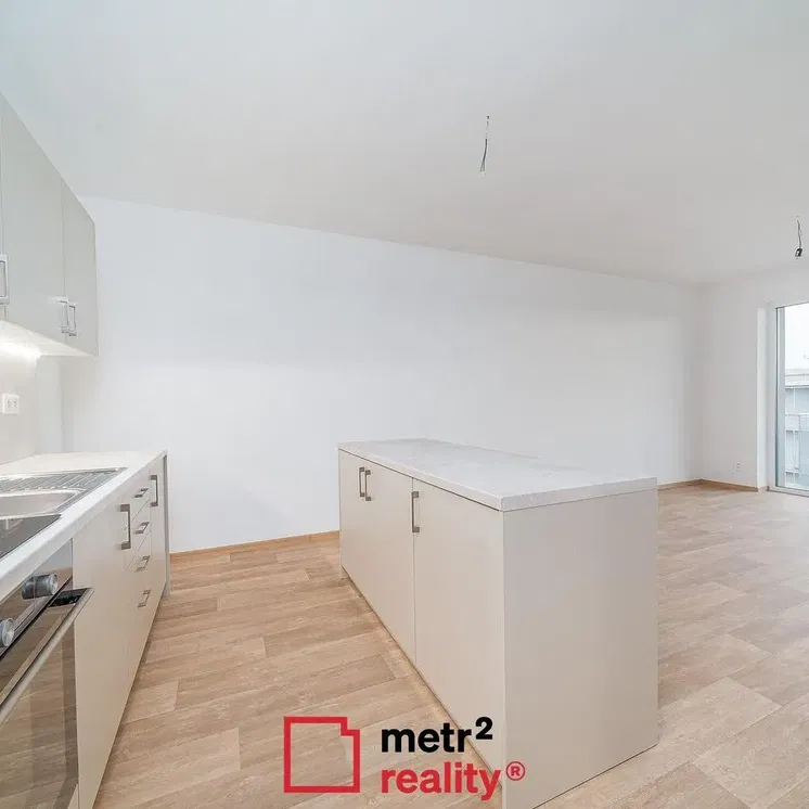 Küche; küchengeräte, holzboden, tageslicht, moderner stil, renoviert