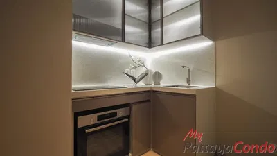 Cocina; electrodomésticos, renovado, luz natural