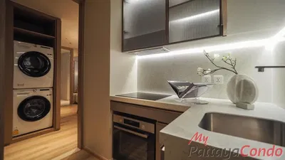 Cocina; electrodomésticos, renovado, luz natural