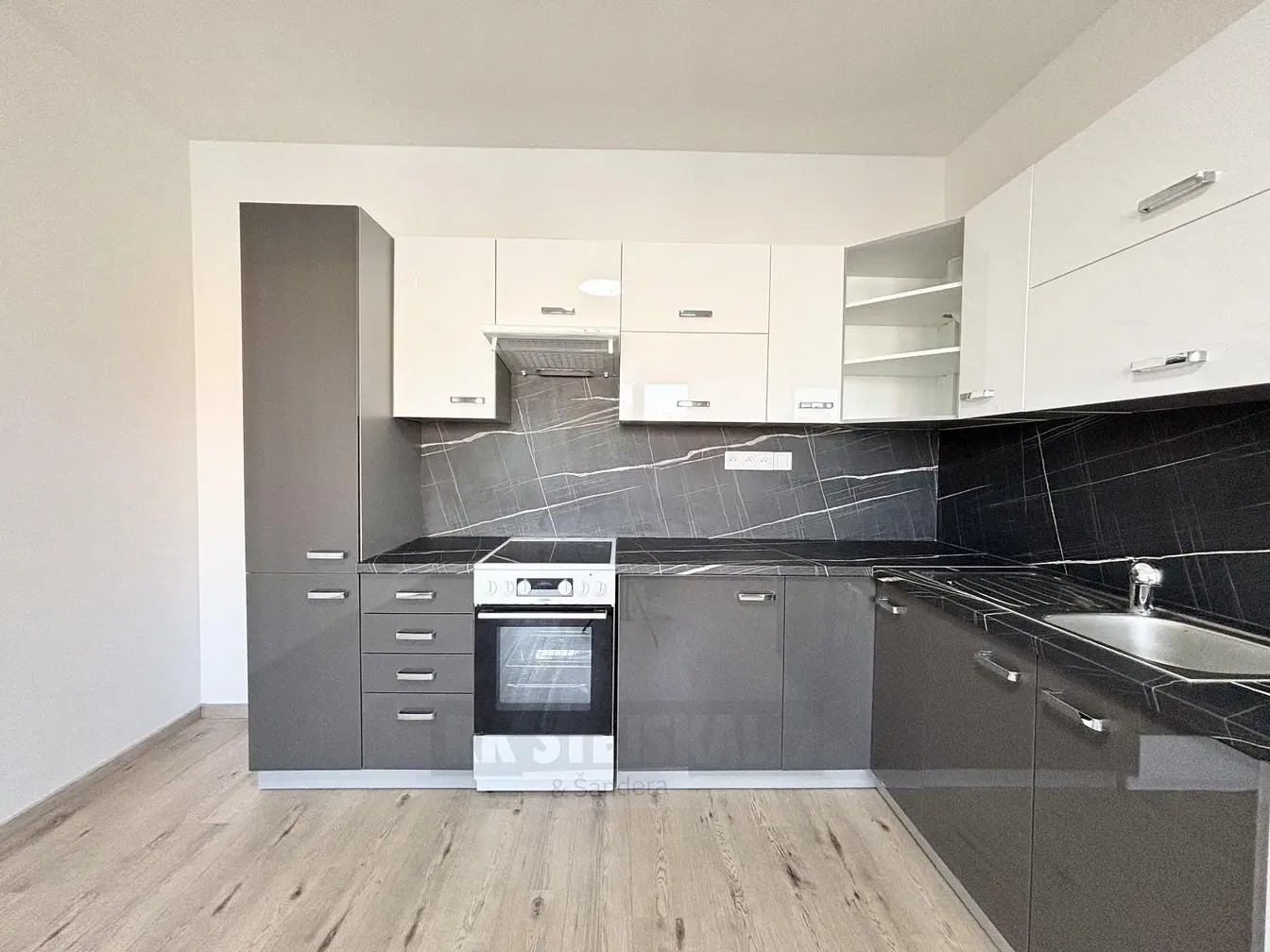Küche; küchengeräte, renoviert, tageslicht, moderner stil