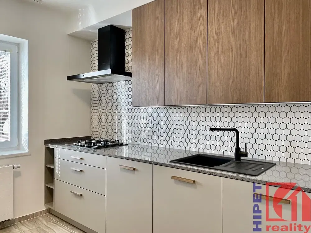 Mutfak; mutfak aletleri, tadilatlı, doğal ışık, modern stil