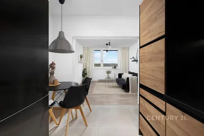 Хол; гледка, естествена светлина, модерен стил