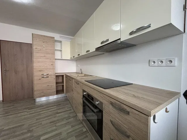 Mutfak; mutfak aletleri, tadilatlı, doğal ışık, modern stil