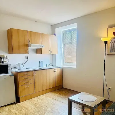 Küche; holzboden, tageslicht, moderner stil