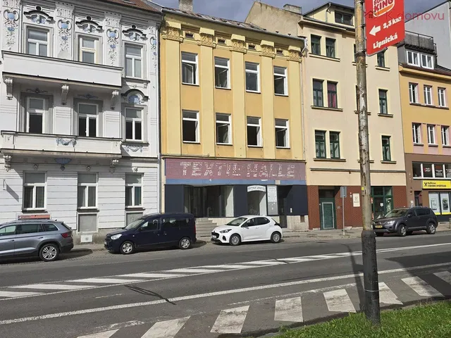 Dom i otoczenie; widok