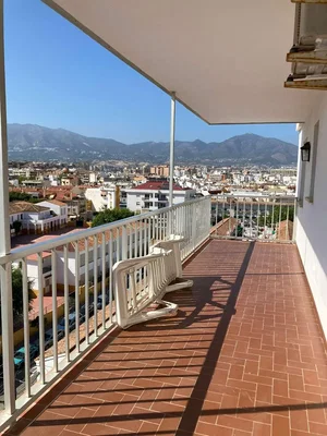 Balkon; manzara, fayans zemin