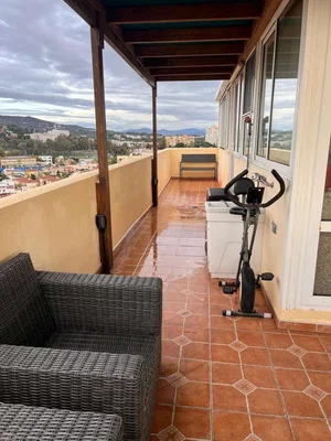 Balkon; manzara, fayans zemin