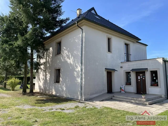 Haus und umgebung; tageslicht, blick