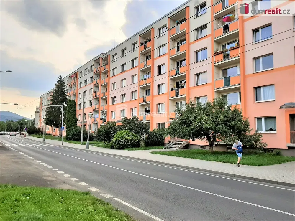 Haus und umgebung; blick