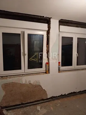 Sonstiges; renovierungsbedürftig