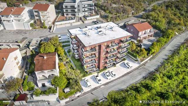 Haus und umgebung; blick