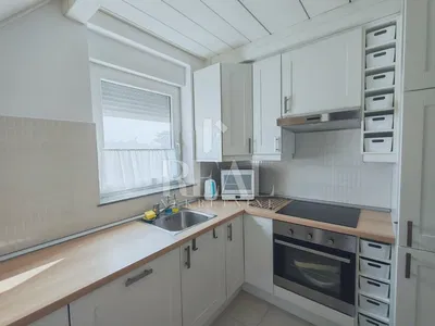 مطبخ; أجهزة المطبخ, ضوء طبيعي, أسلوب عصري