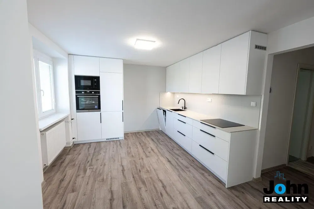 Küche; küchengeräte, tageslicht, moderner stil, renoviert