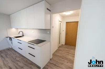 Küche; küchengeräte, renoviert, moderner stil
