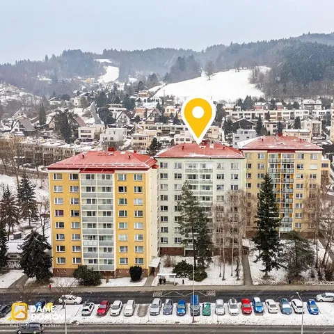 Haus und umgebung; blick