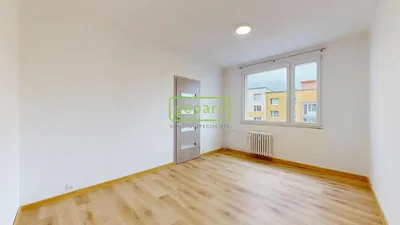 Schlafzimmer; holzboden, tageslicht, blick