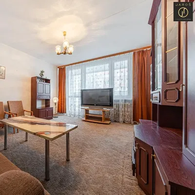 Salón; luz natural, estilo rústico