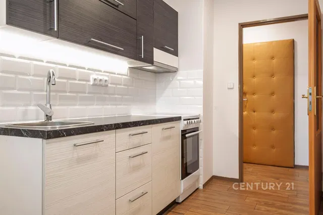 Cucina; elettrodomestici, ristrutturato