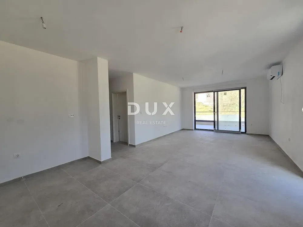 Salon; carrelage, vue