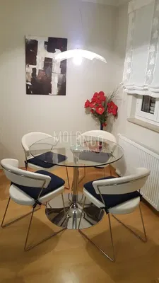 Esszimmer; moderner stil, holzboden, tageslicht