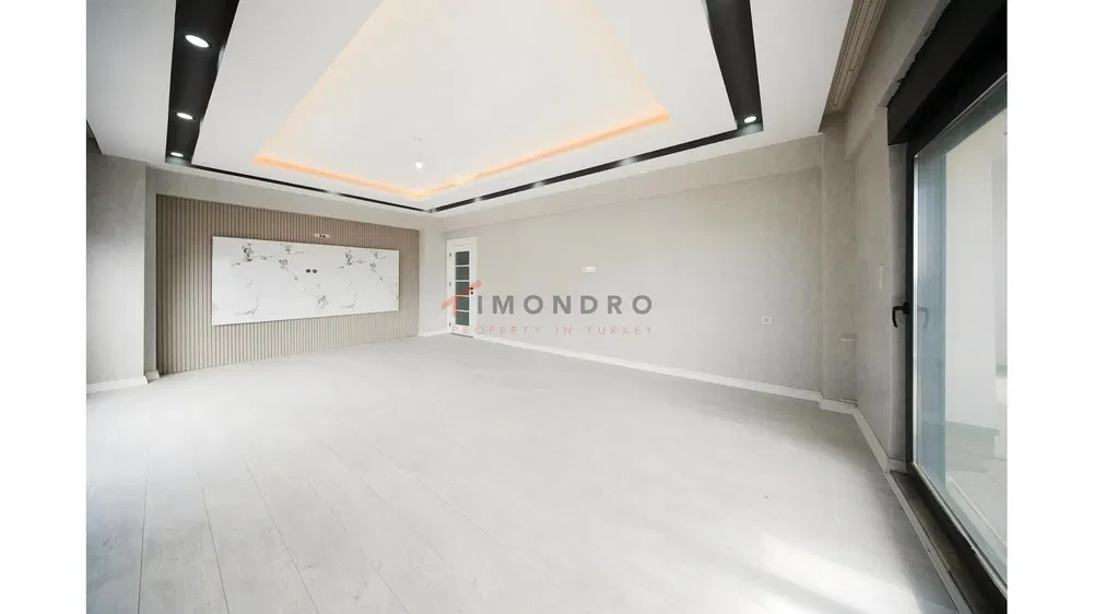 Wohnzimmer; tageslicht, holzboden, renoviert, moderner stil