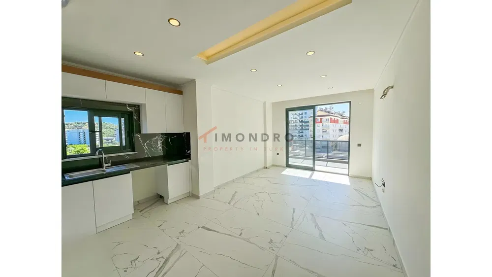 Küche; blick, fliesenboden, tageslicht