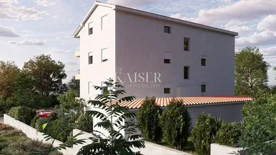 Кућа и околина