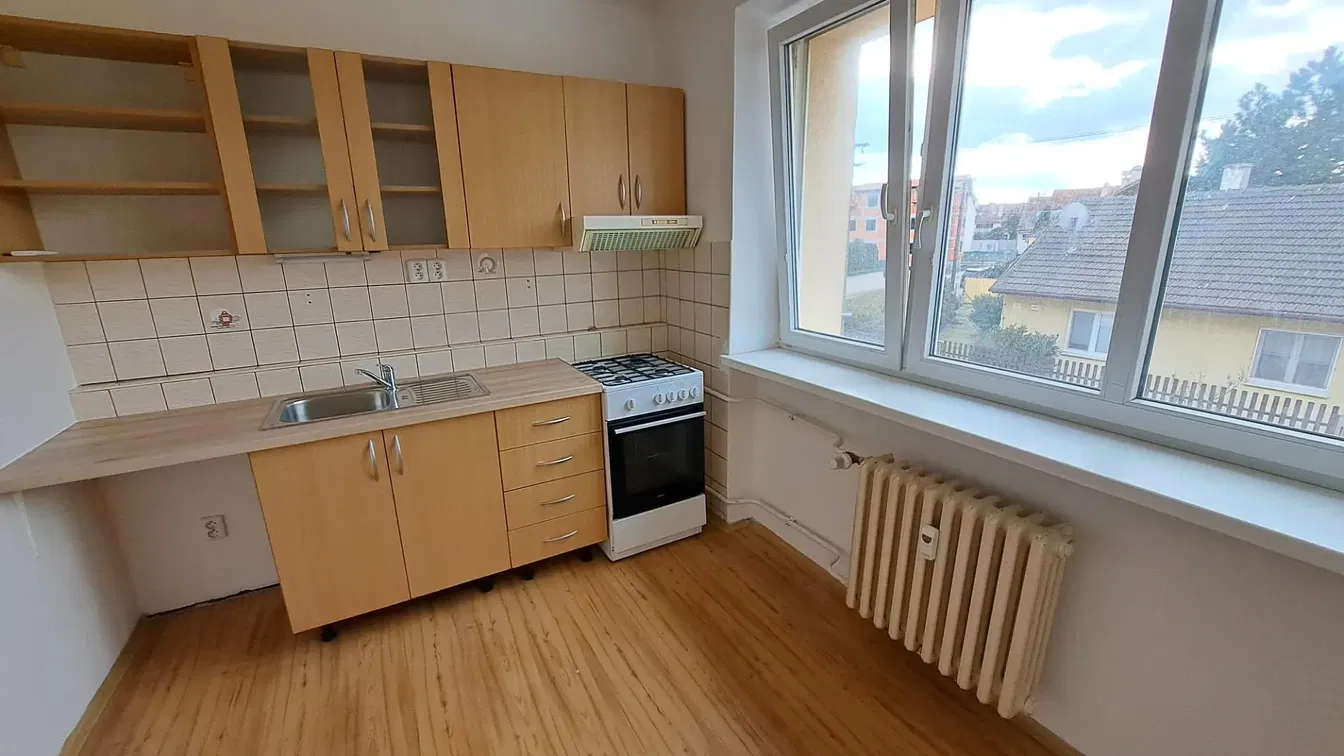 Küche; blick, fliesenboden, holzboden