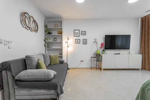 Salon; style moderne, lumière naturelle