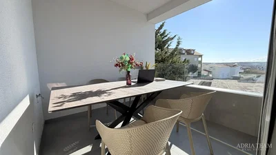 Balcon; vue, lumière naturelle