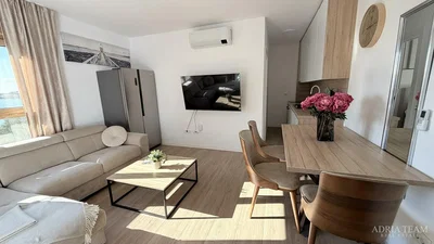 Salon; vue, lumière naturelle, style moderne