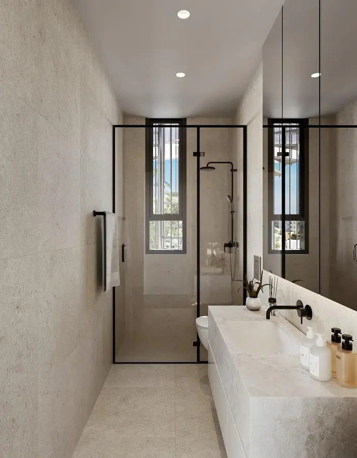 Banyo; doğal ışık, fayans zemin, tadilatlı