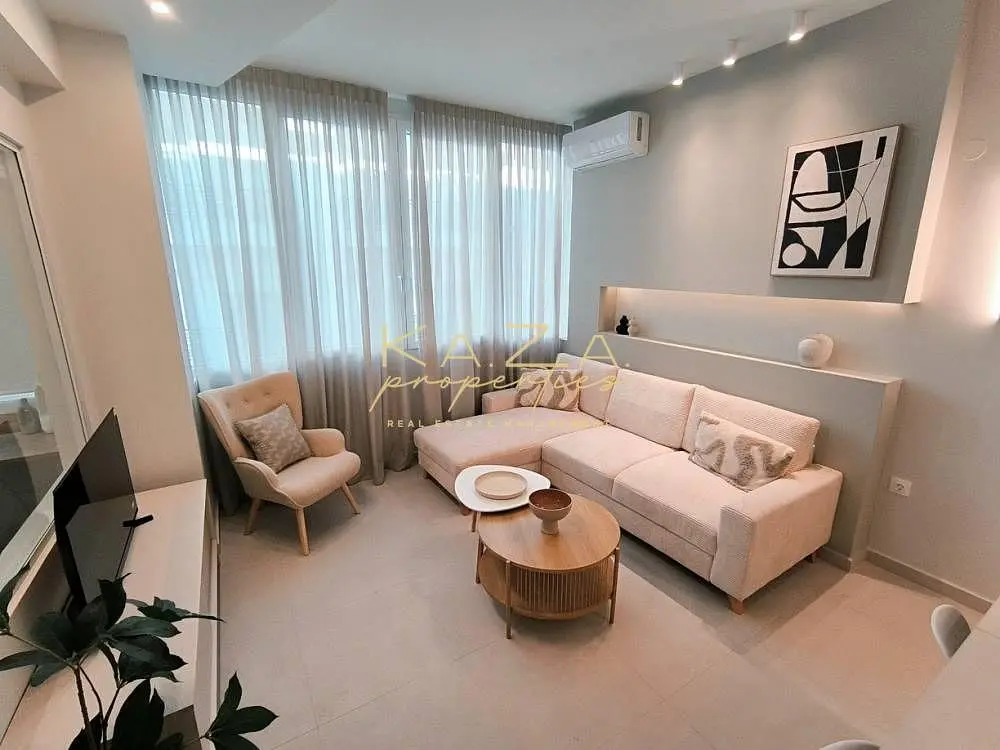 Sala de estar; luz natural, estilo moderno