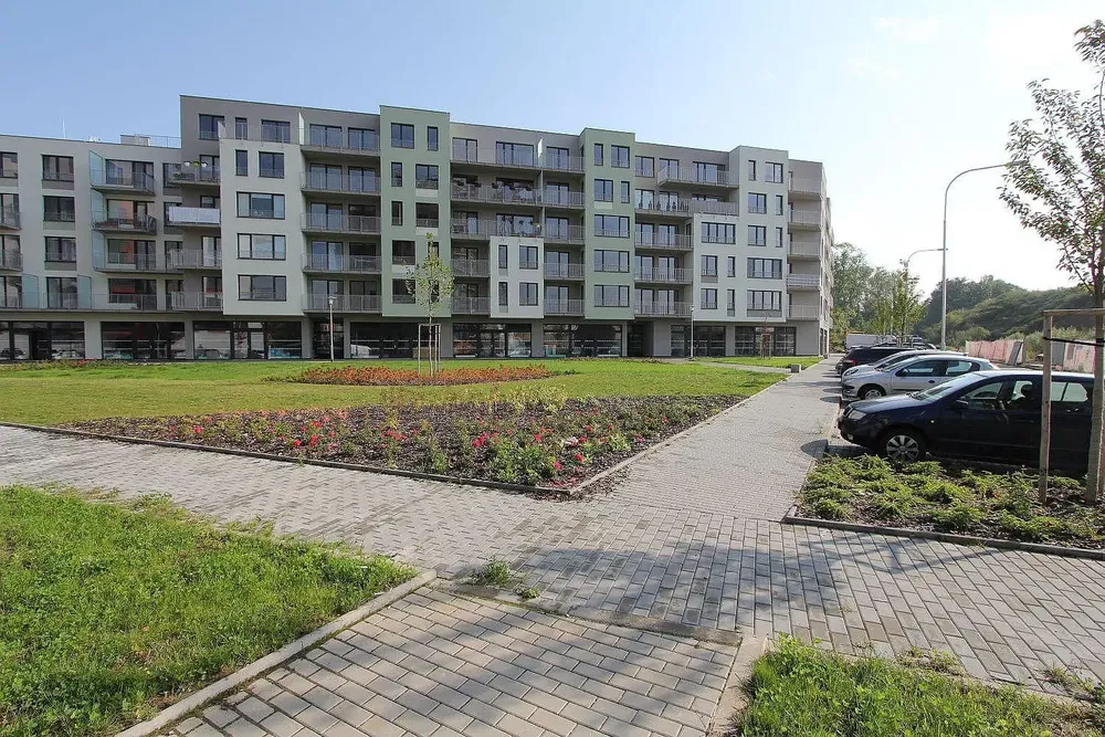 Haus und umgebung; blick