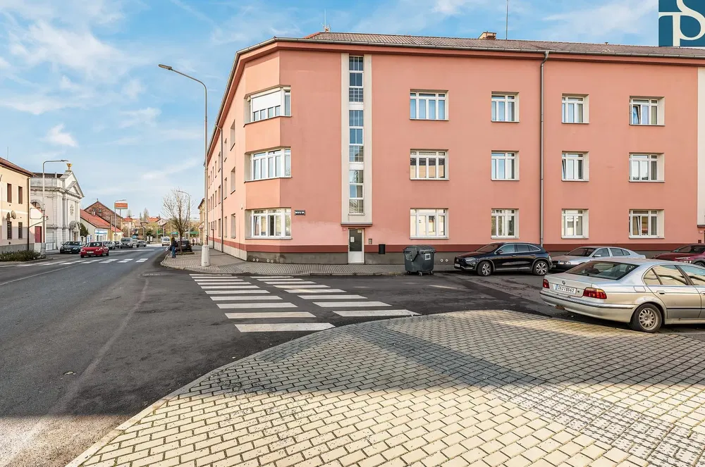 Haus und umgebung; blick