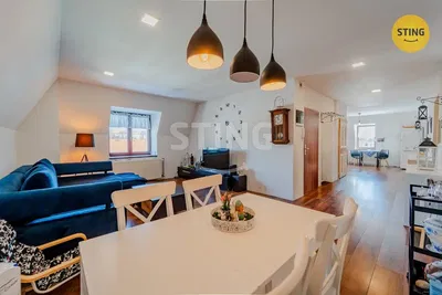 Wohnzimmer; tageslicht, moderner stil