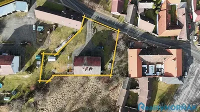 Casa e arredores