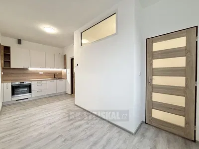 Küche; küchengeräte, tageslicht, moderner stil, renoviert