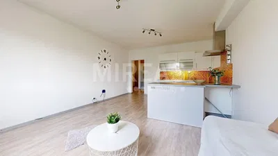 Obývací pokoj; přirozené světlo, moderní styl