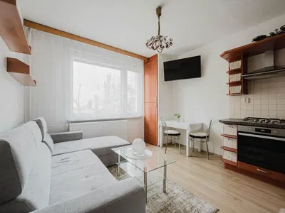 Oturma odası; manzara, doğal ışık
