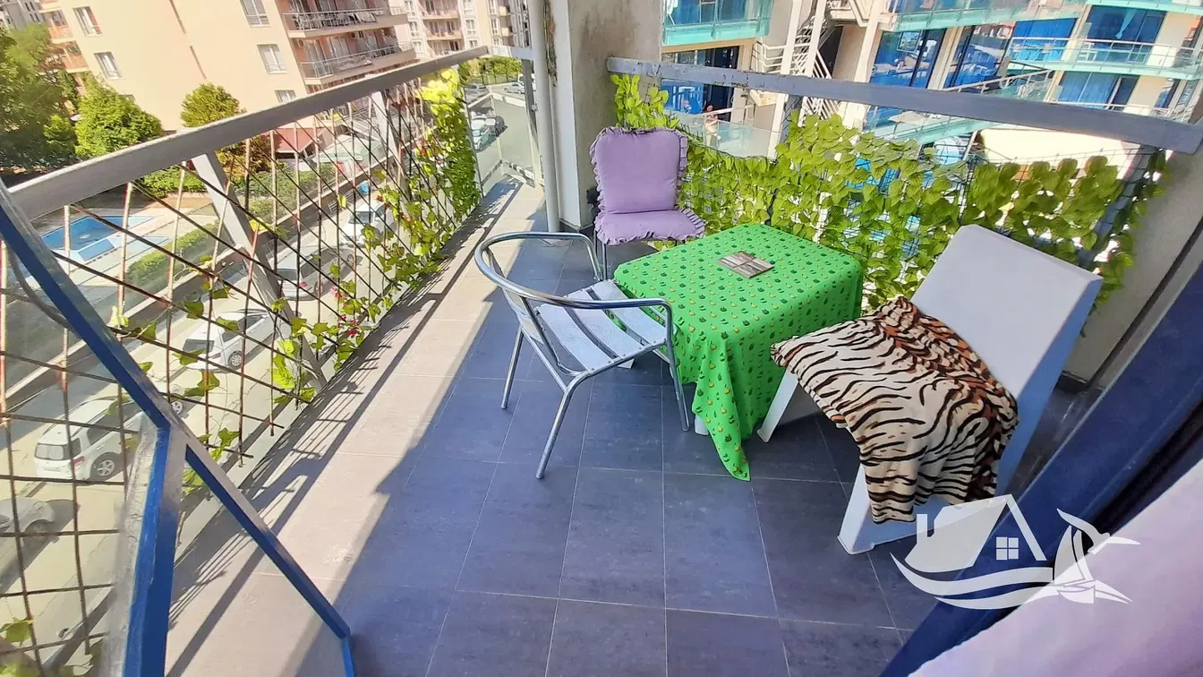 Balkon; manzara, doğal ışık