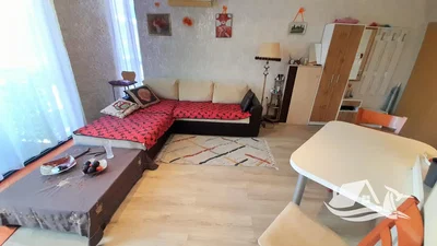 Oturma odası; doğal ışık, modern stil