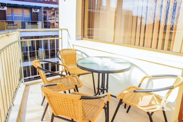 Balkon; uitzicht, natuurlijk licht