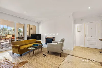 Wohnzimmer; blick, kamin, tageslicht