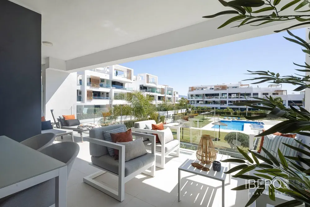 Terrasse; blick, tageslicht, moderner stil