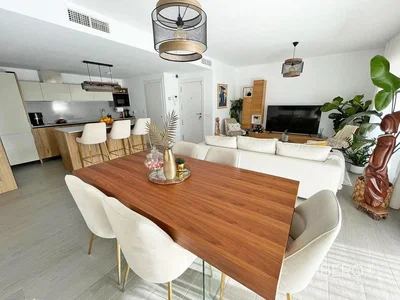 Wohnzimmer; tageslicht, moderner stil