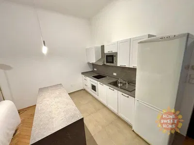 Cocina; electrodomésticos, renovado, luz natural, estilo moderno