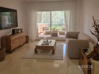 Wohnzimmer; blick, tageslicht, moderner stil
