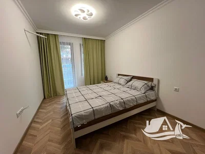 Chambre; parquet, lumière naturelle